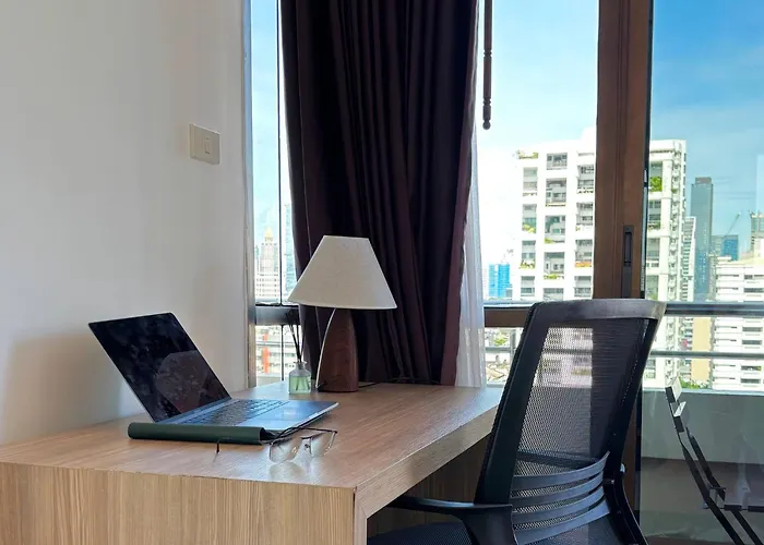 Wander Nana - Two-Bedroom Apartment With Park View * Bangkok